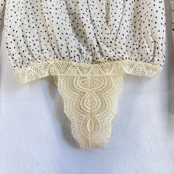Free People Intimately Polka Dot Deep V Bell Sleeve Bodysuit boho coastal sz M - Picture 5 of 7